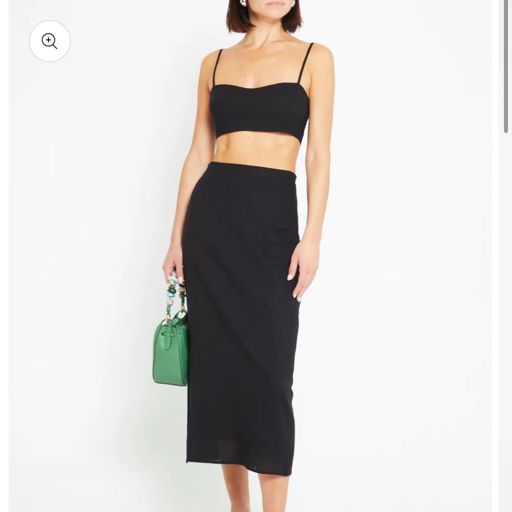 CAARA 2 piece skirt set size small